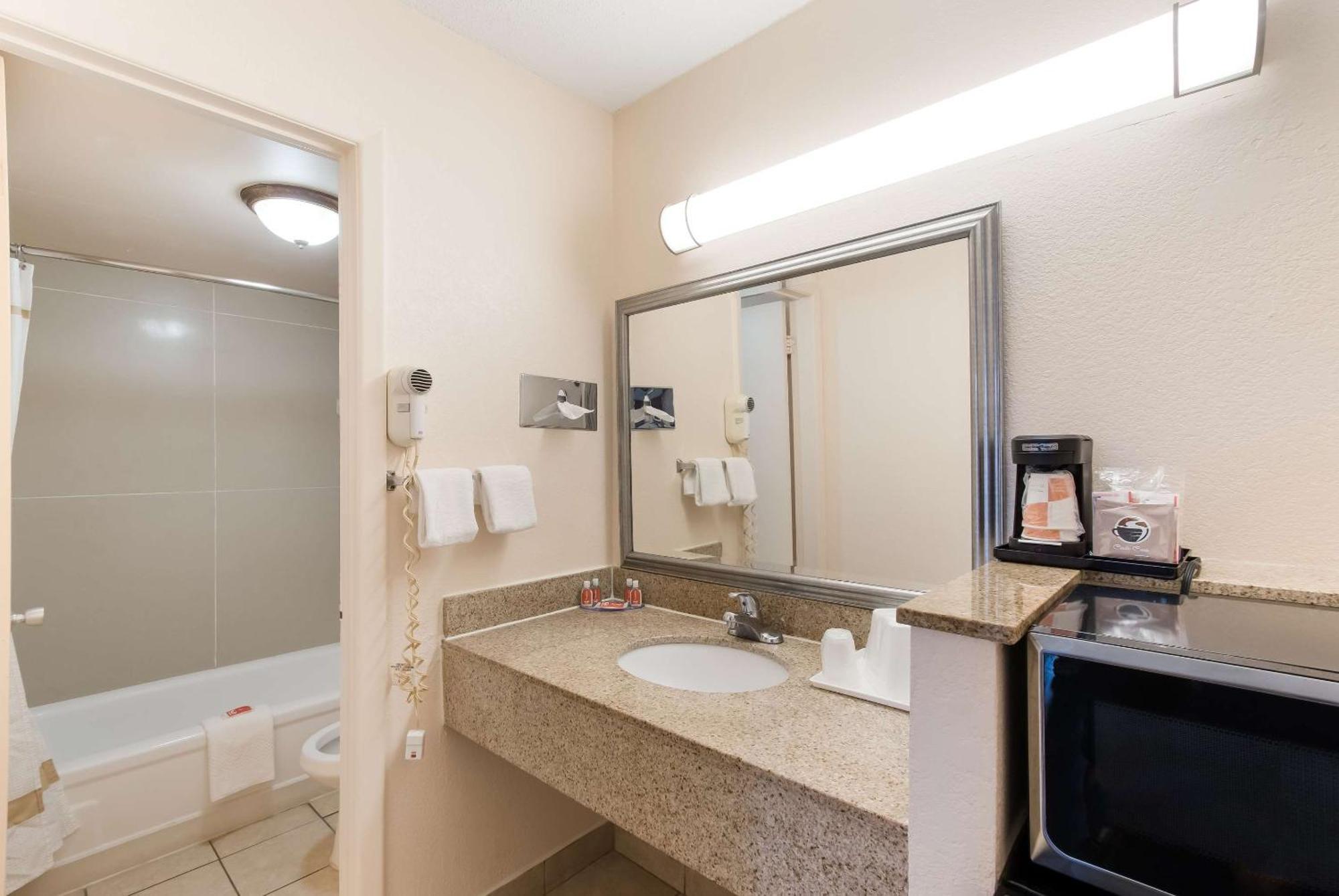 Econo Lodge North Washington Ngoại thất bức ảnh