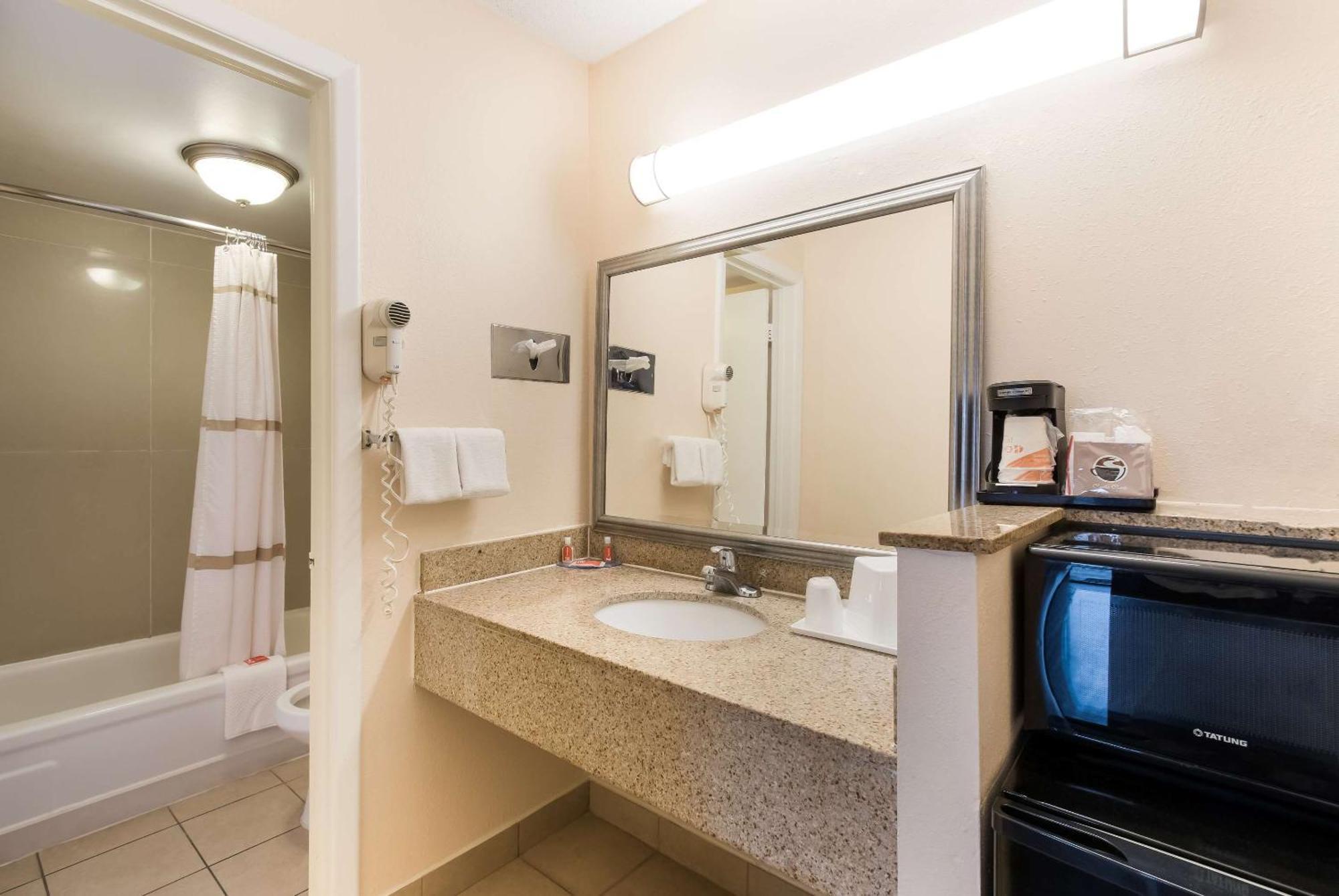 Econo Lodge North Washington Ngoại thất bức ảnh